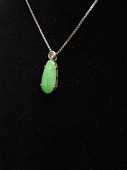 Synthetic Jade Stone Necklace 925 Silver 3.14g
